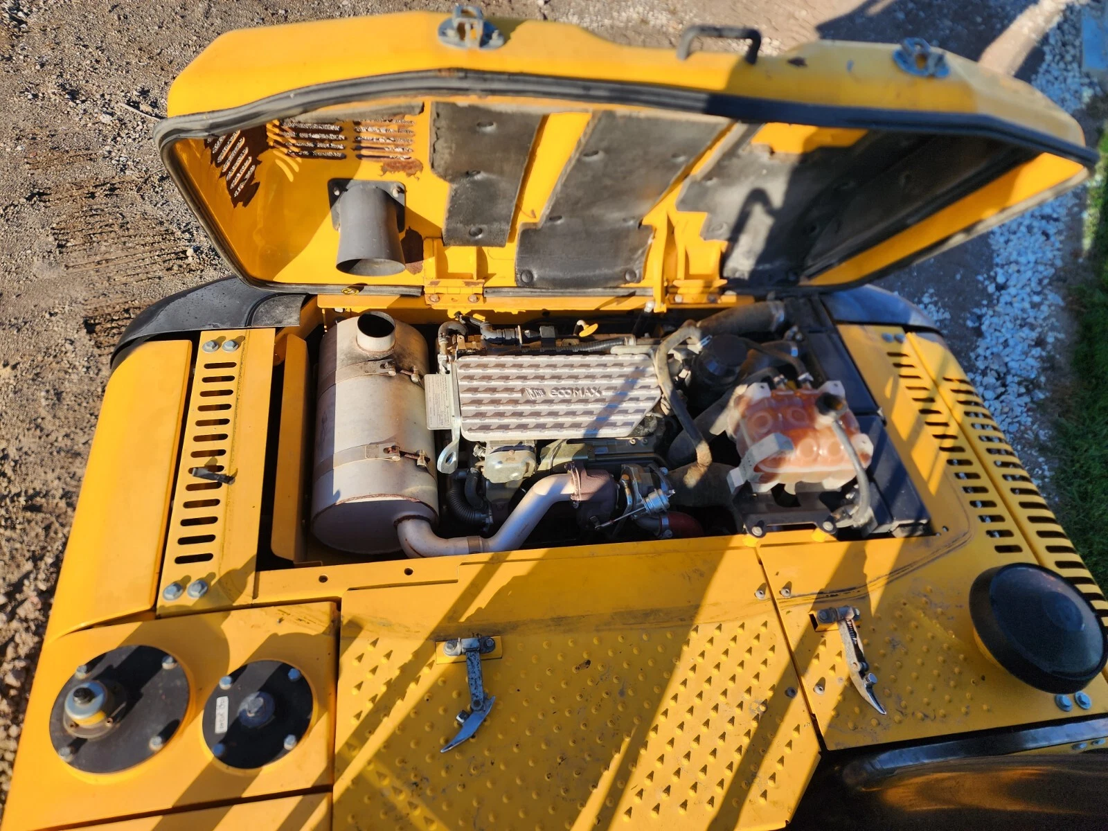2018 JCB JS131LC Track Excavator – 30,500 lbs, Tier 4