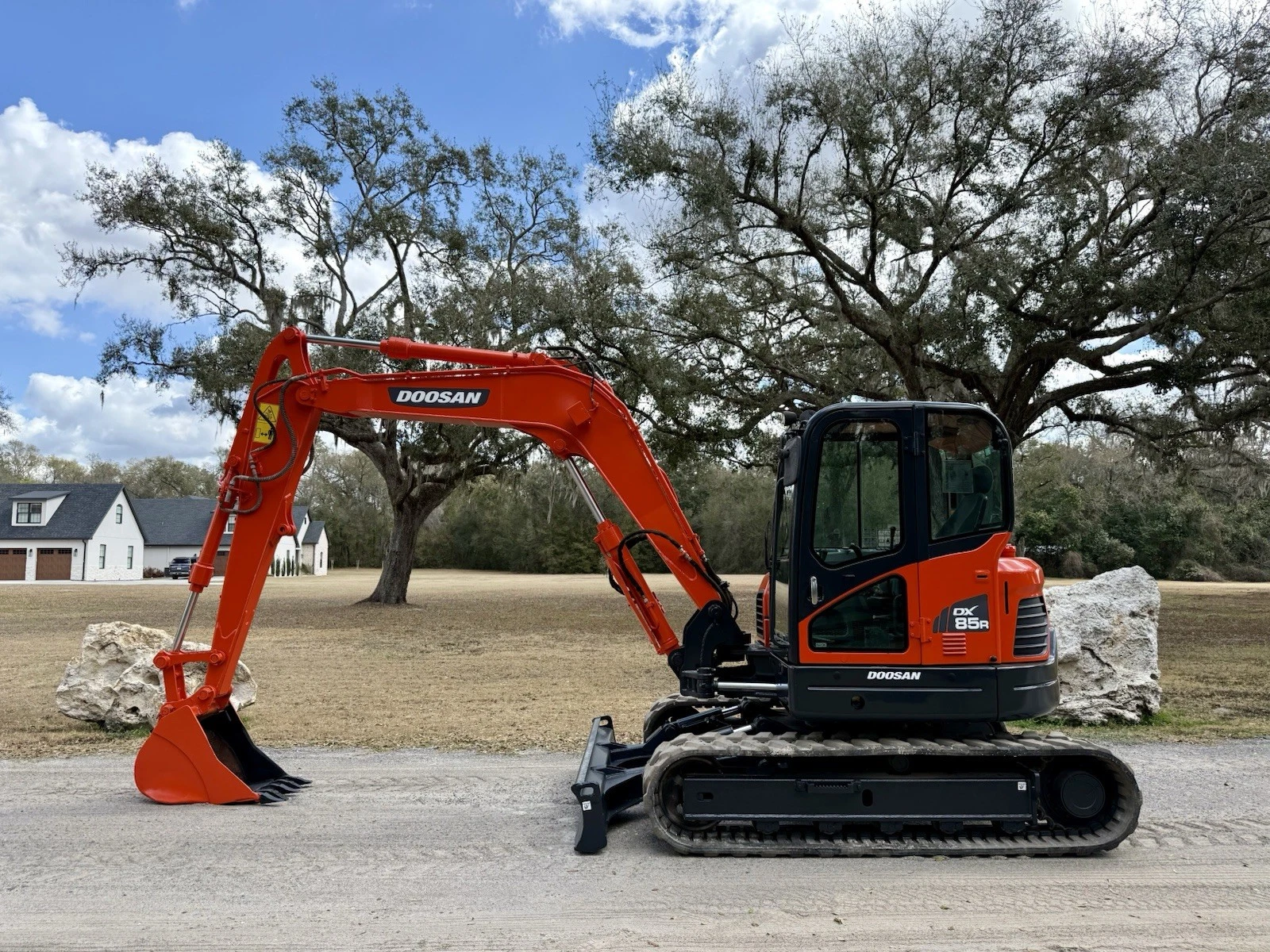 2019 Doosan DX85R-3 Midi Excavator – 1,153 Hours