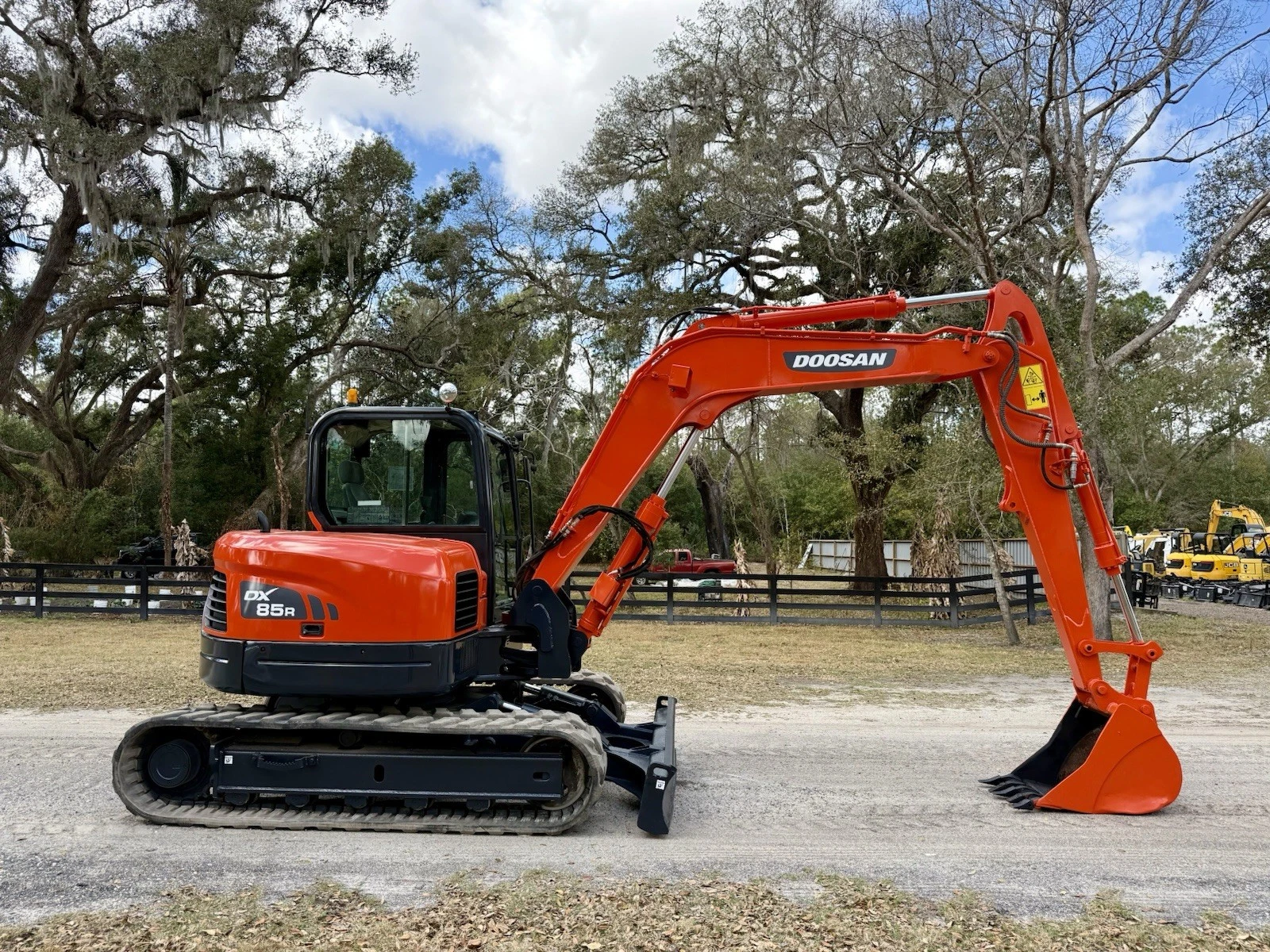 2019 Doosan DX85R-3 Midi Excavator – 1,153 Hours