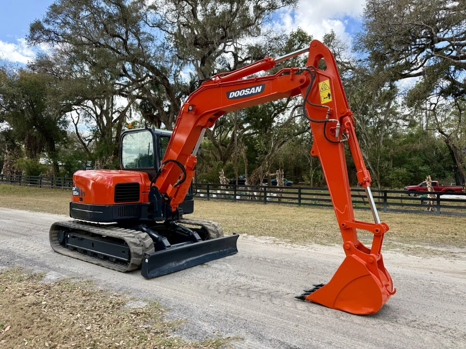 2019 Doosan DX85R-3 Midi Excavator – 1,153 Hours