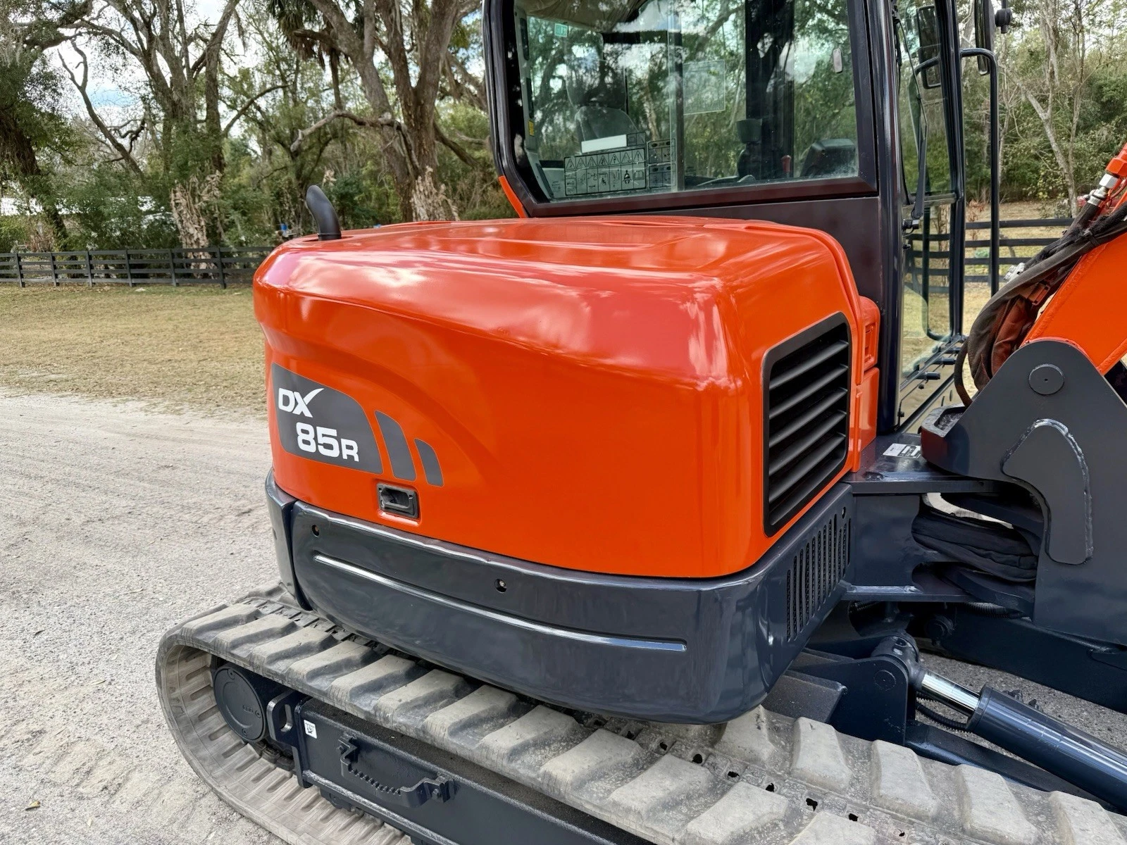 2019 Doosan DX85R-3 Midi Excavator – 1,153 Hours