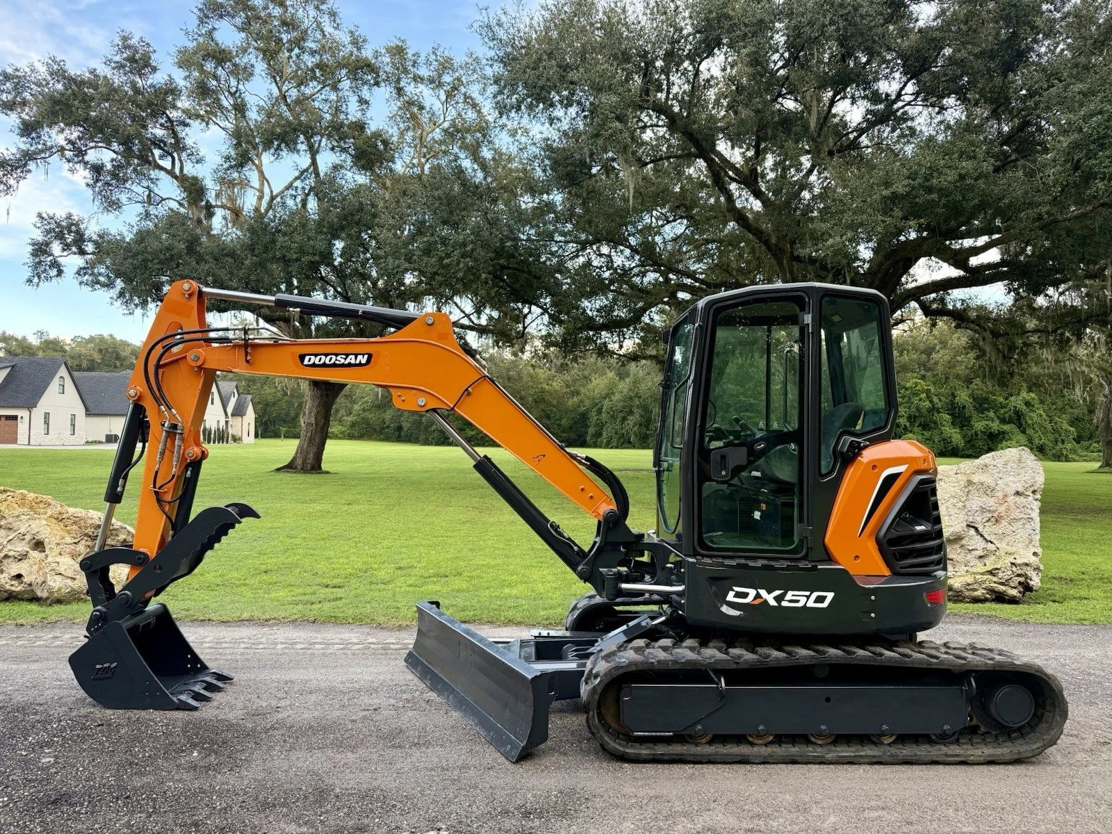 2021 Doosan DX50 Mini Excavator – Hydraulic Thumb, 786 Hours