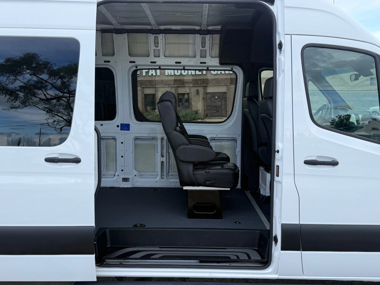 2021 Mercedes-Benz Sprinter 2500