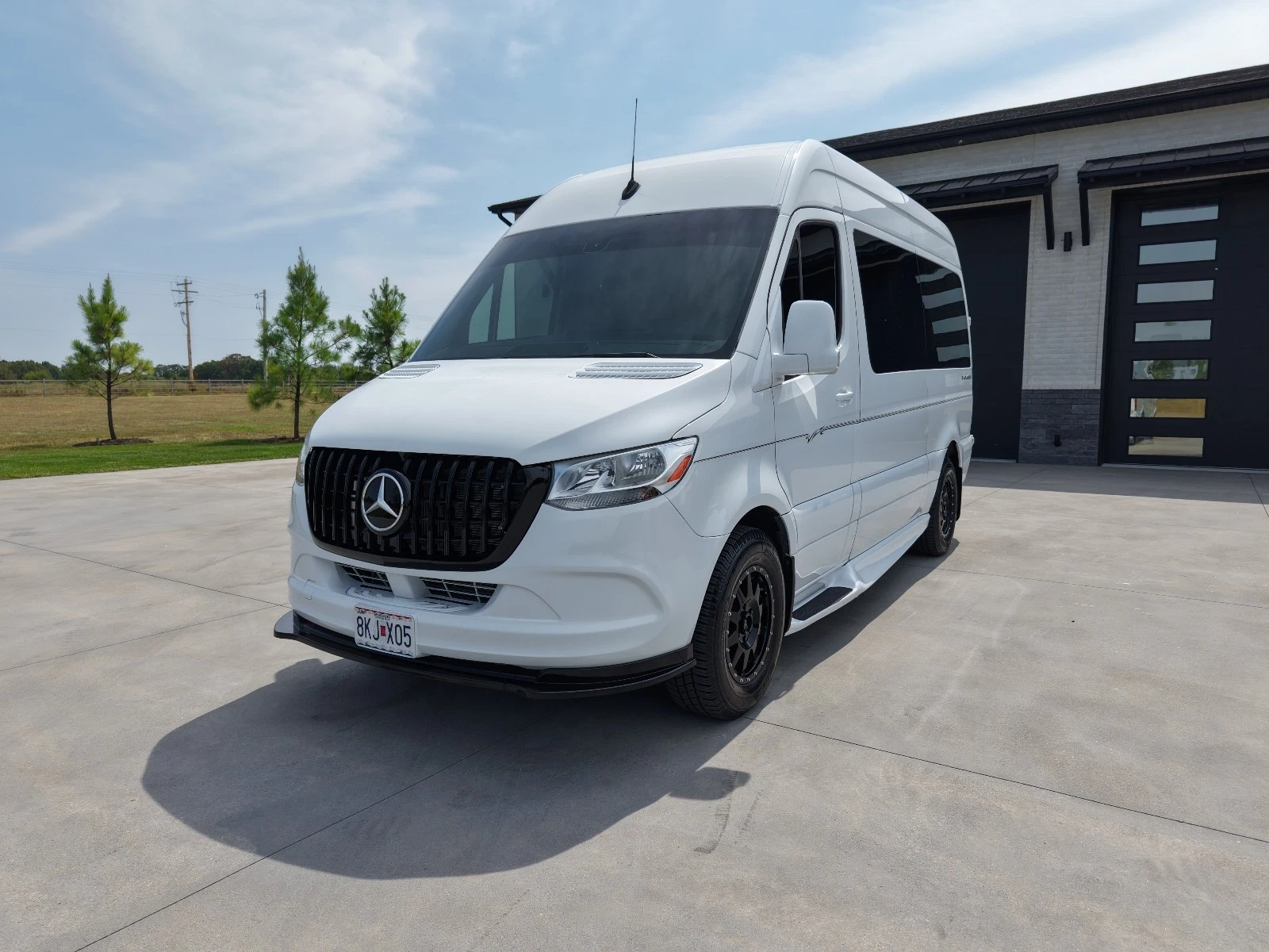 2021 Mercedes-Benz Sprinter 2500 Explorer conversion