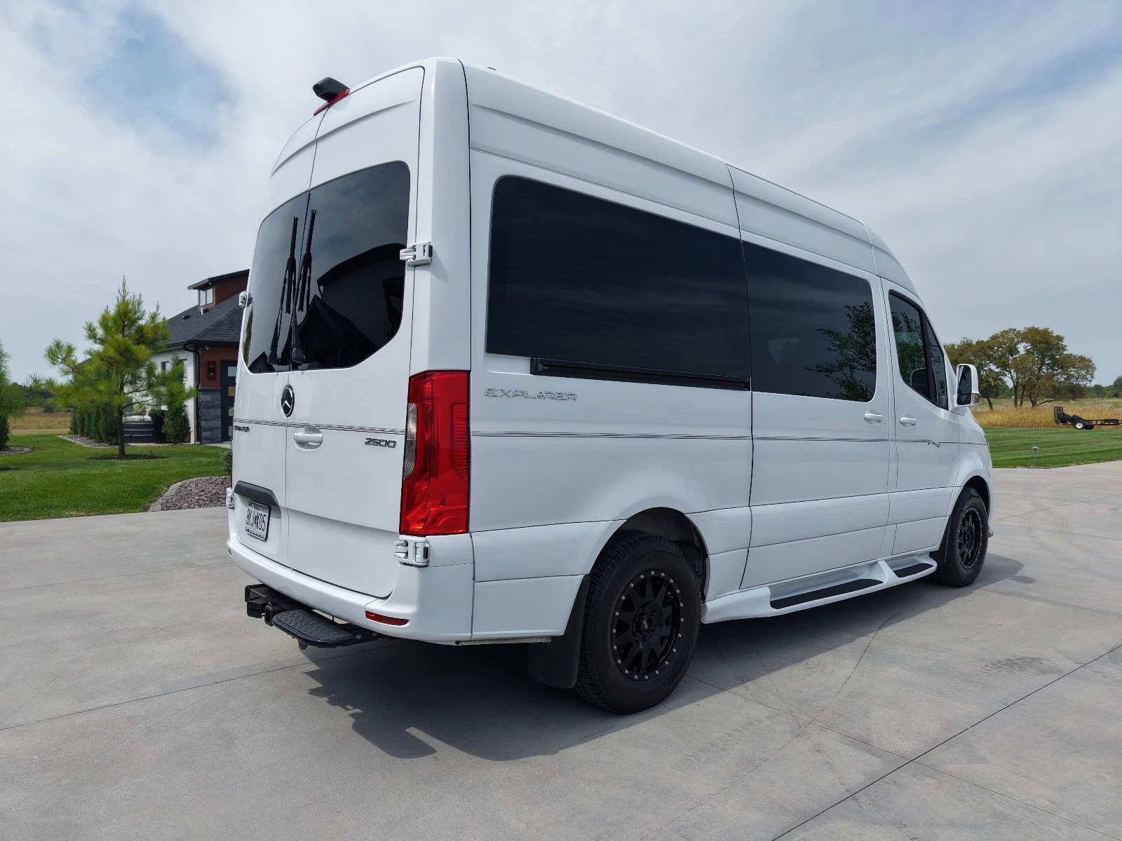 2021 Mercedes-Benz Sprinter 2500 Explorer conversion