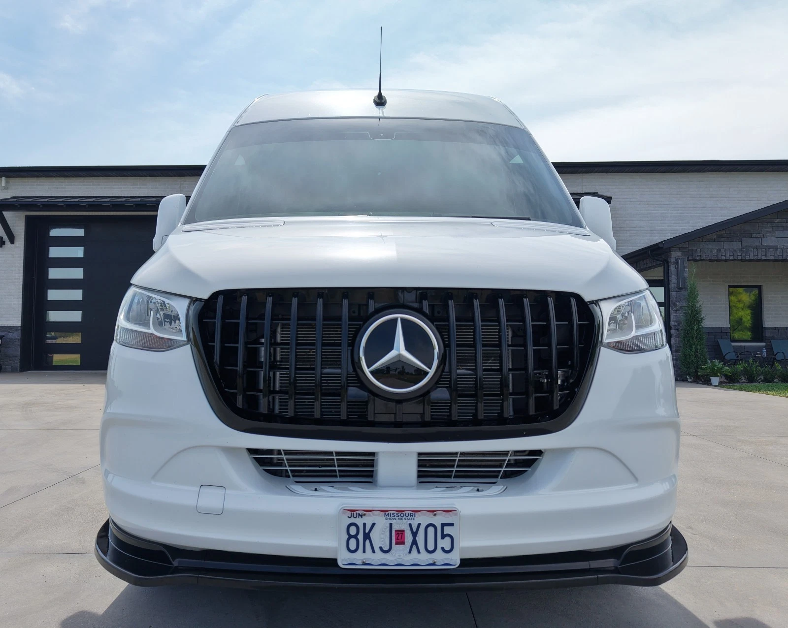 2021 Mercedes-Benz Sprinter 2500 Explorer conversion