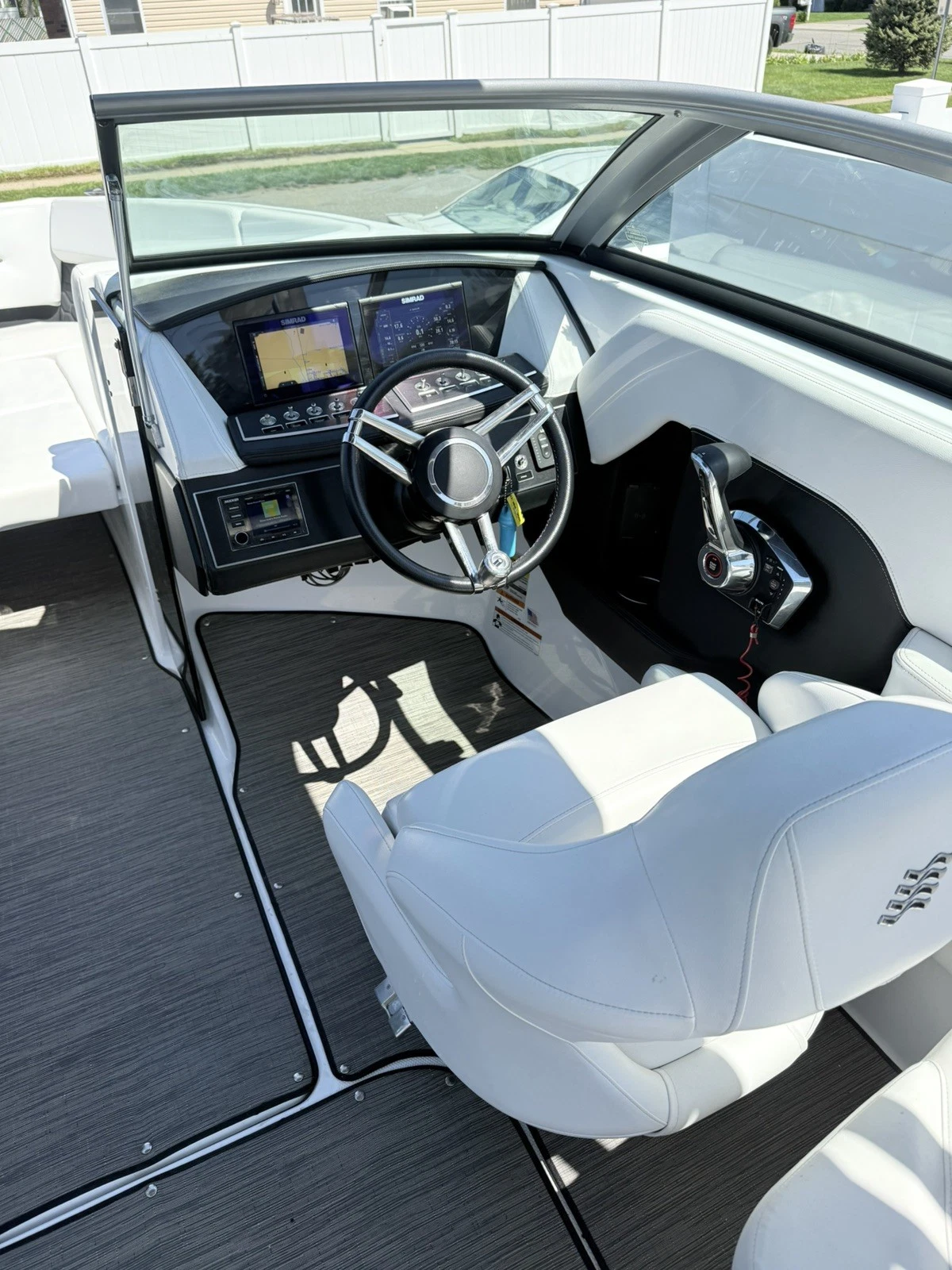2022 Four Winns H4 Bowrider