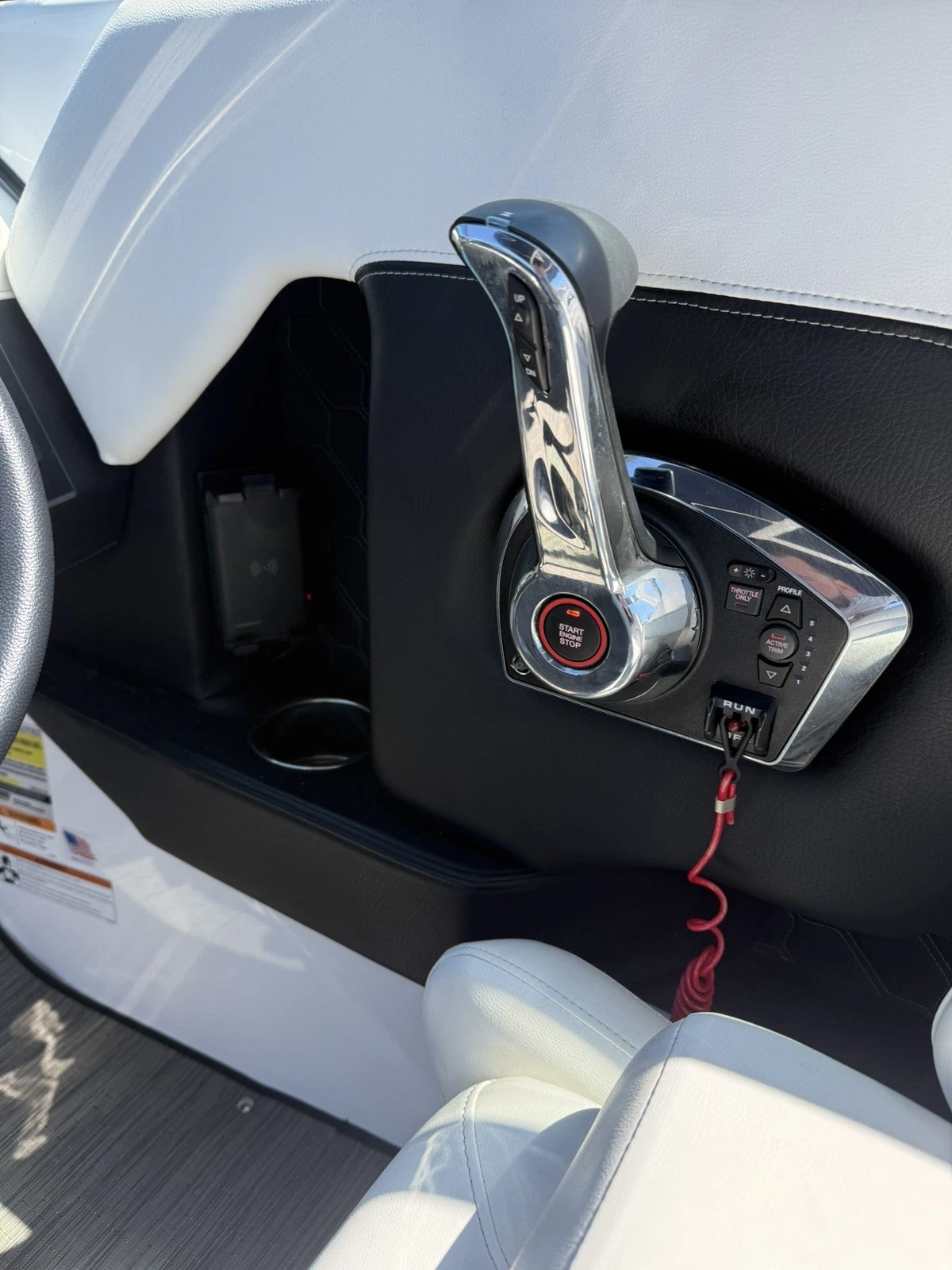 2022 Four Winns H4 Bowrider