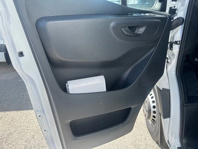2022 Mercedes-Benz Sprinter Cab Chassis 144 WB