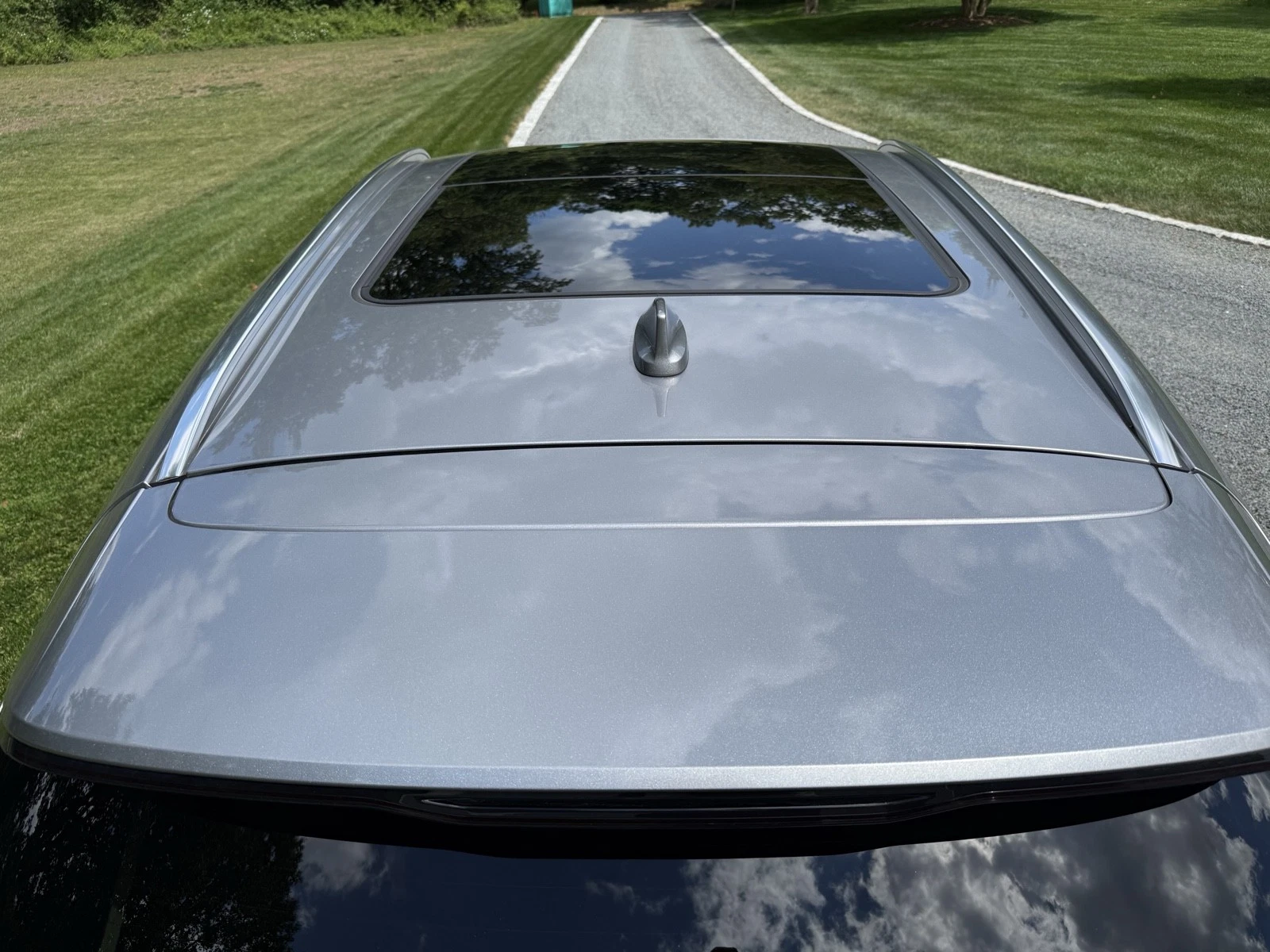 2023 Genesis Electrified GV70