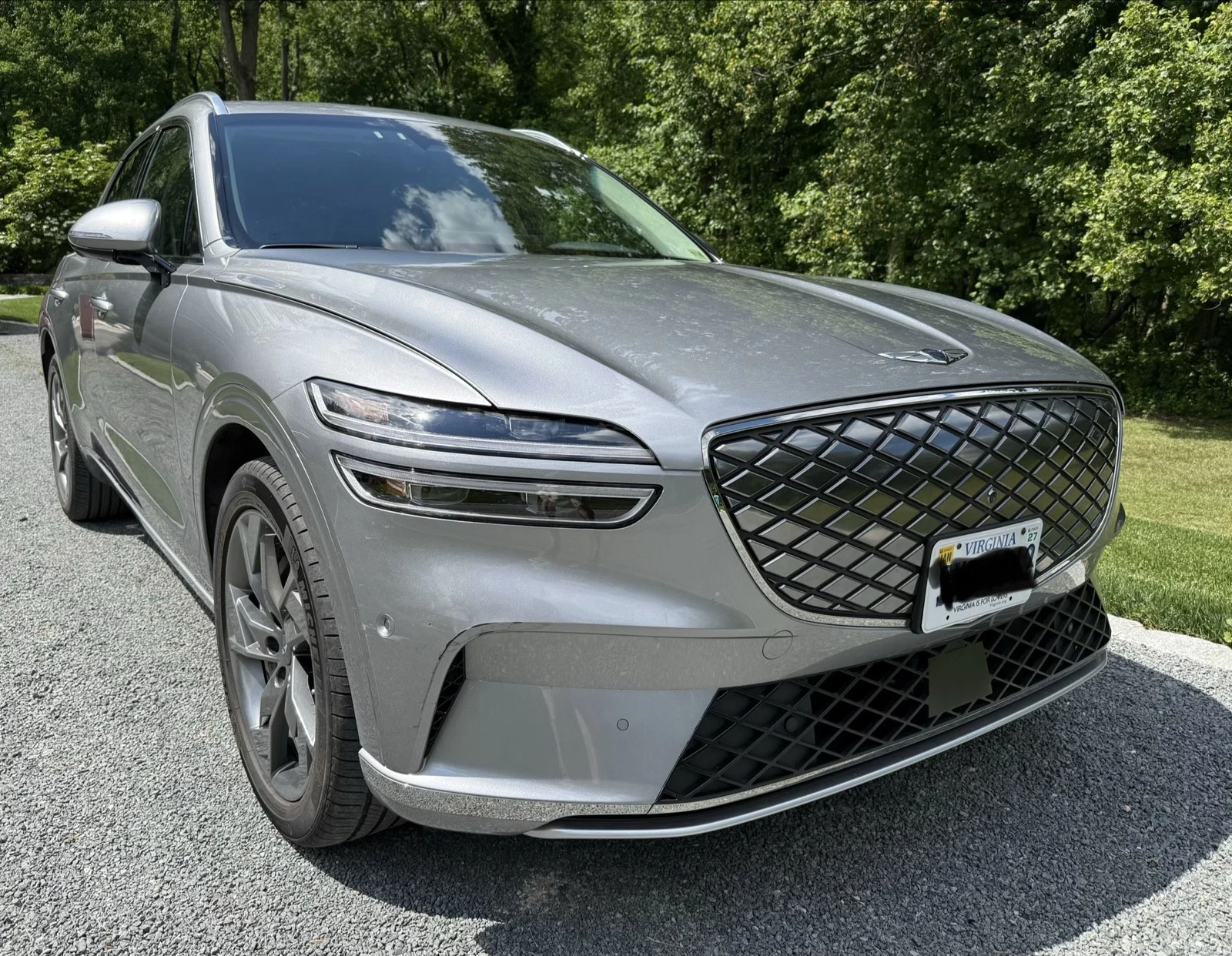 2023 Genesis Electrified GV70