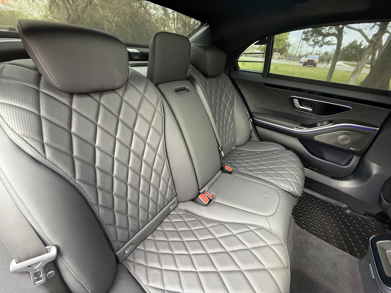 2023 Mercedes-Benz S-Class 4MATIC 3D TECHNOLOGY PKG AMG LINE PKG