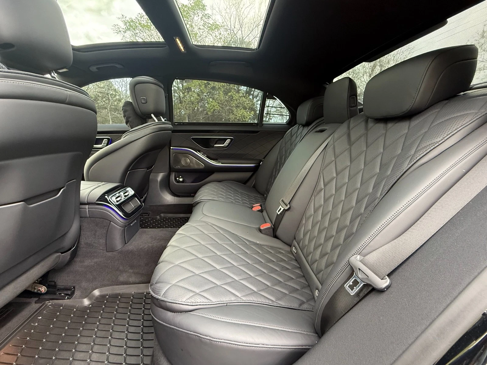 2023 Mercedes-Benz S-Class 4MATIC 3D TECHNOLOGY PKG AMG LINE PKG
