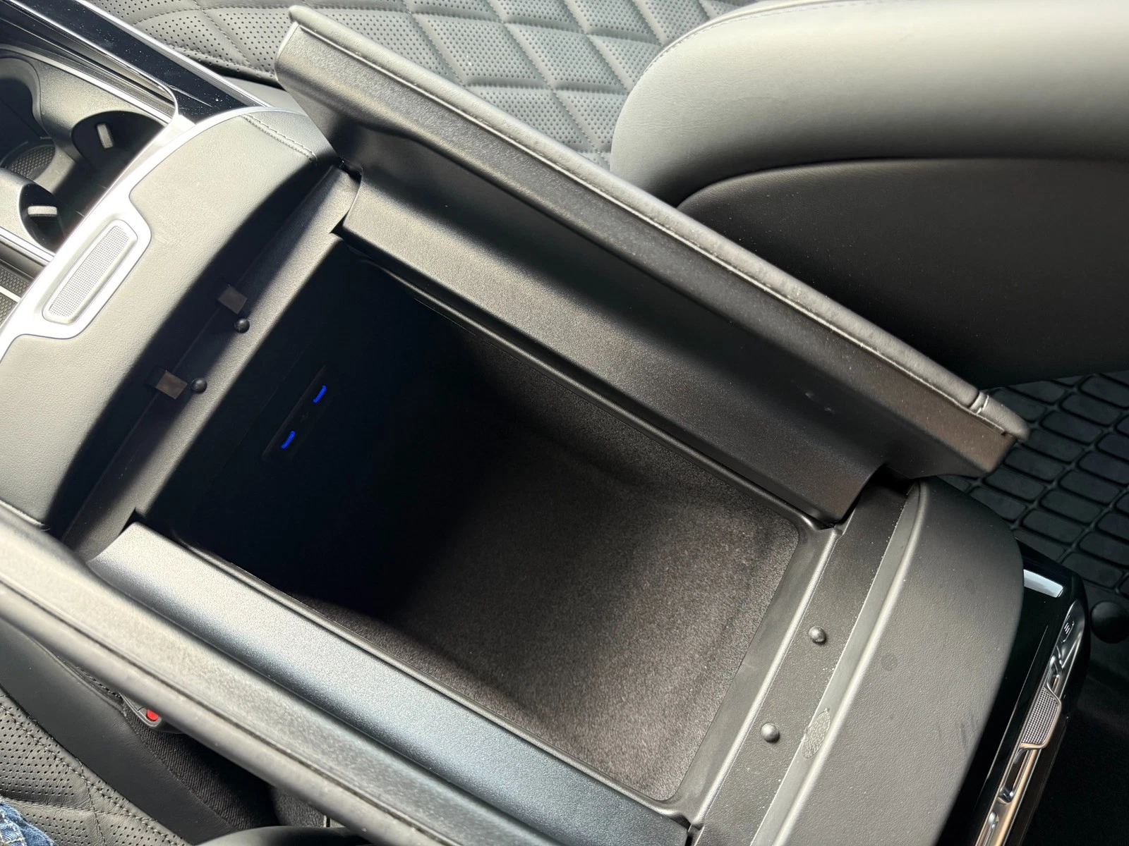 2023 Mercedes-Benz S-Class 4MATIC 3D TECHNOLOGY PKG AMG LINE PKG