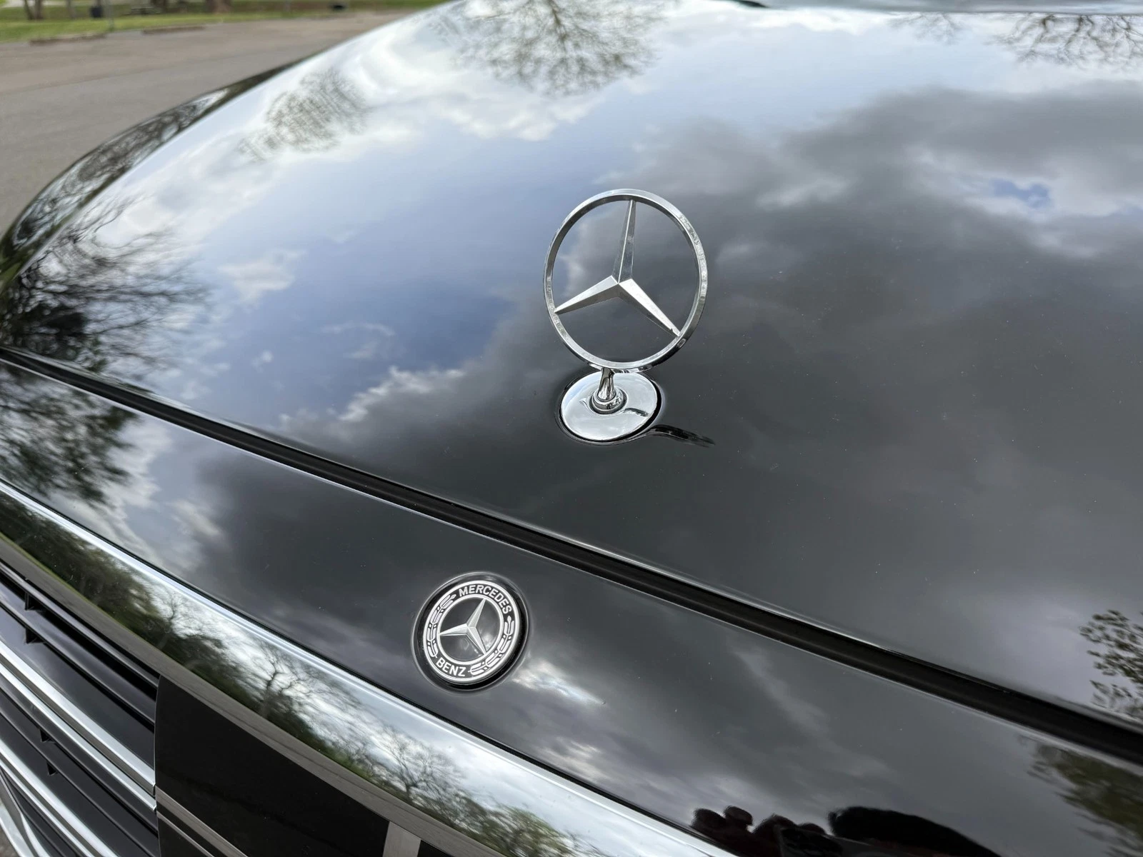 2023 Mercedes-Benz S-Class 4MATIC 3D TECHNOLOGY PKG AMG LINE PKG