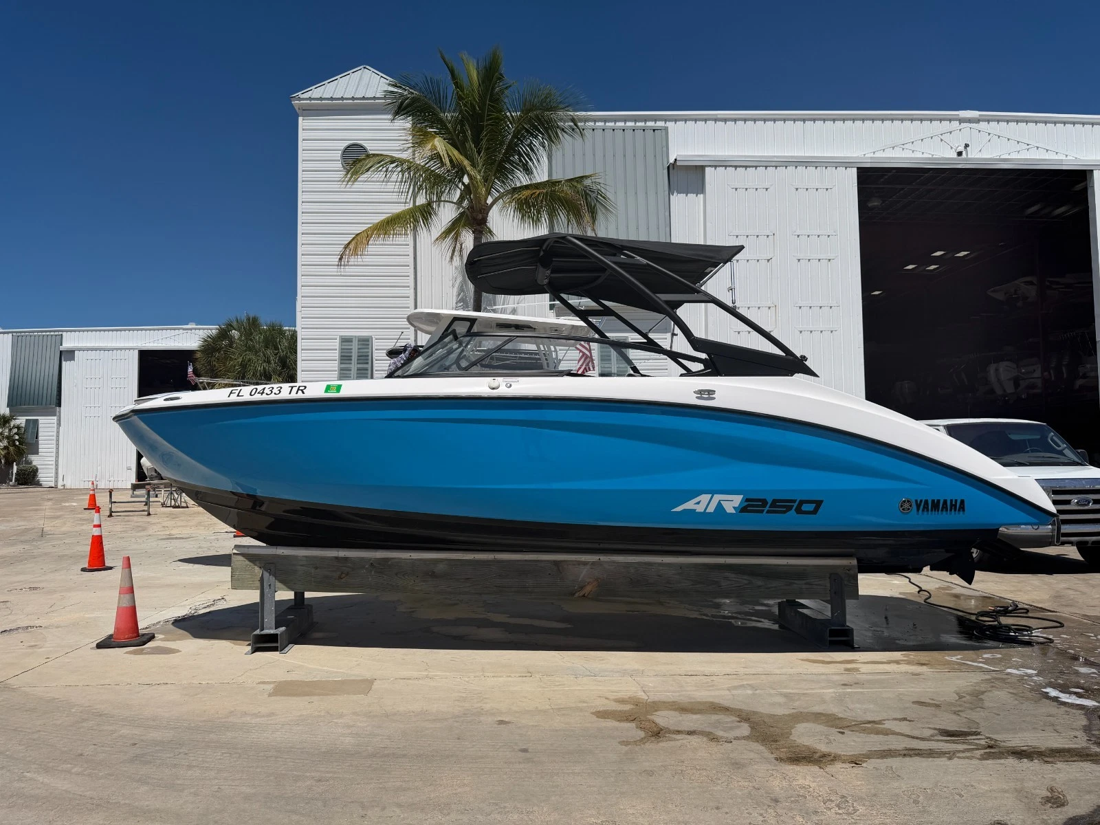 2023 Yamaha AR250 Jet Boat