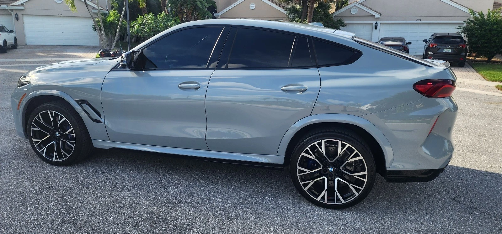 2025 BMW X6 M COMPETITION