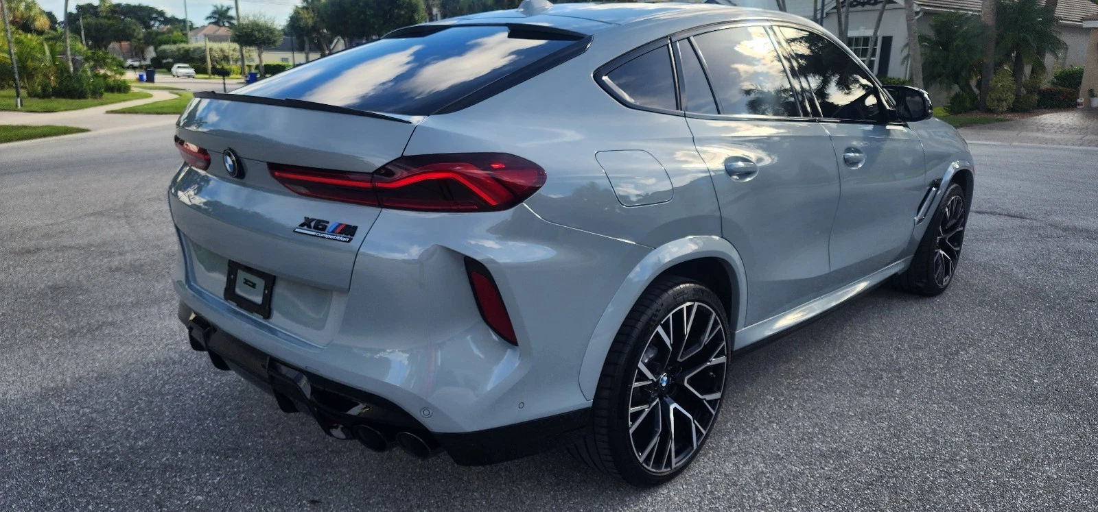 2025 BMW X6 M COMPETITION